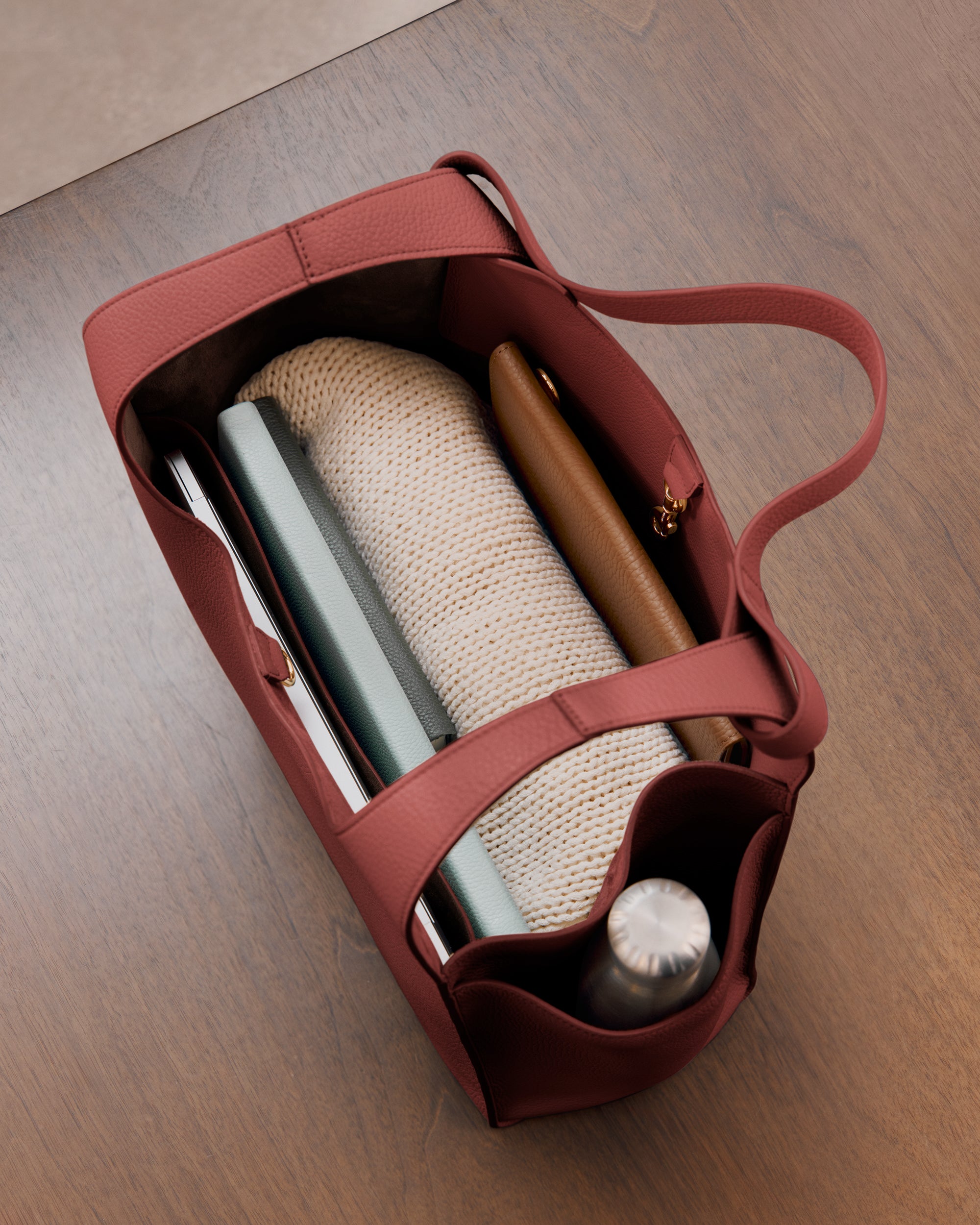 Dark Terracotta / One Size