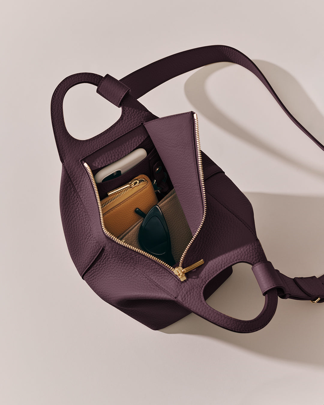 Plum / One Size