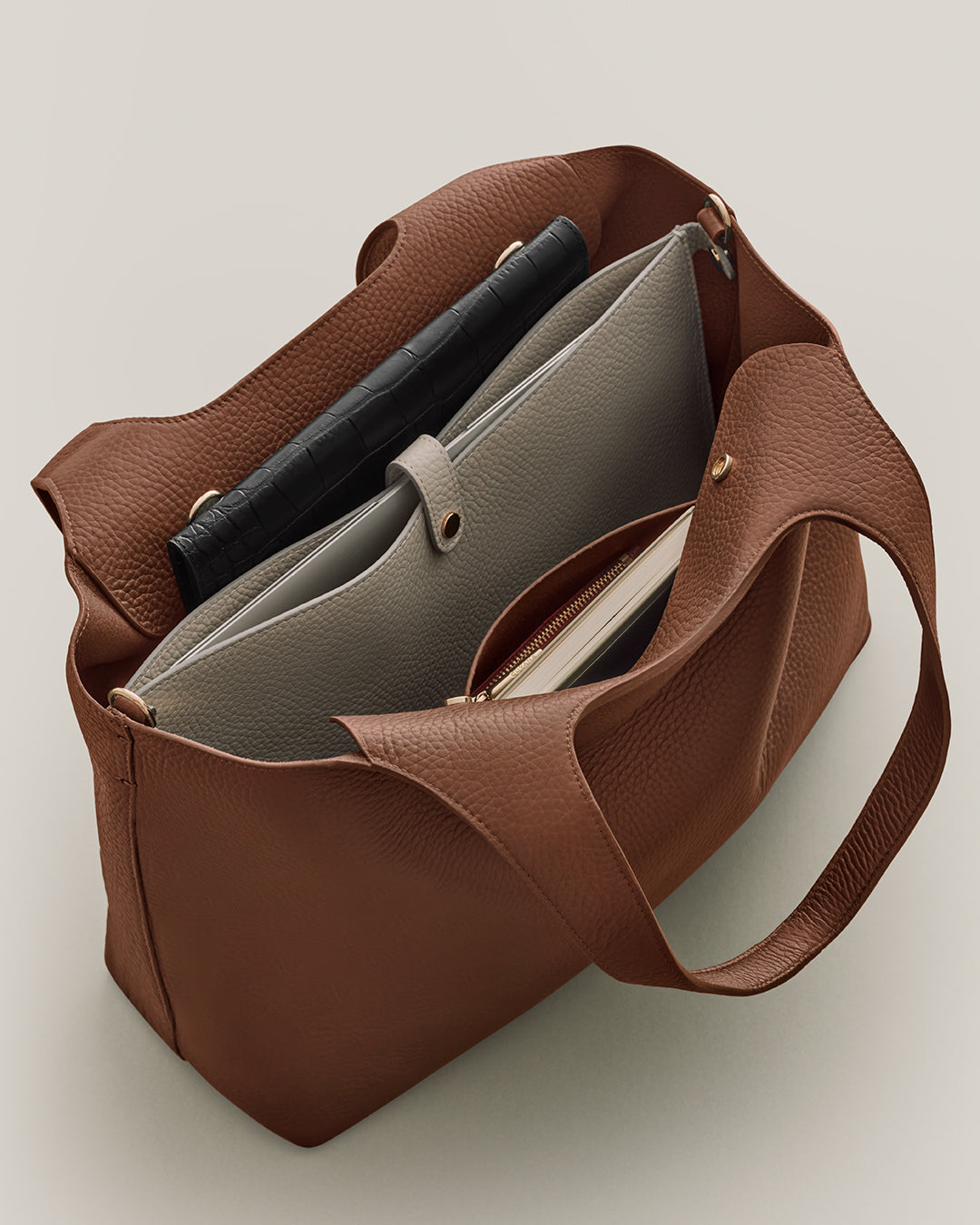 Dark Chestnut / One Size