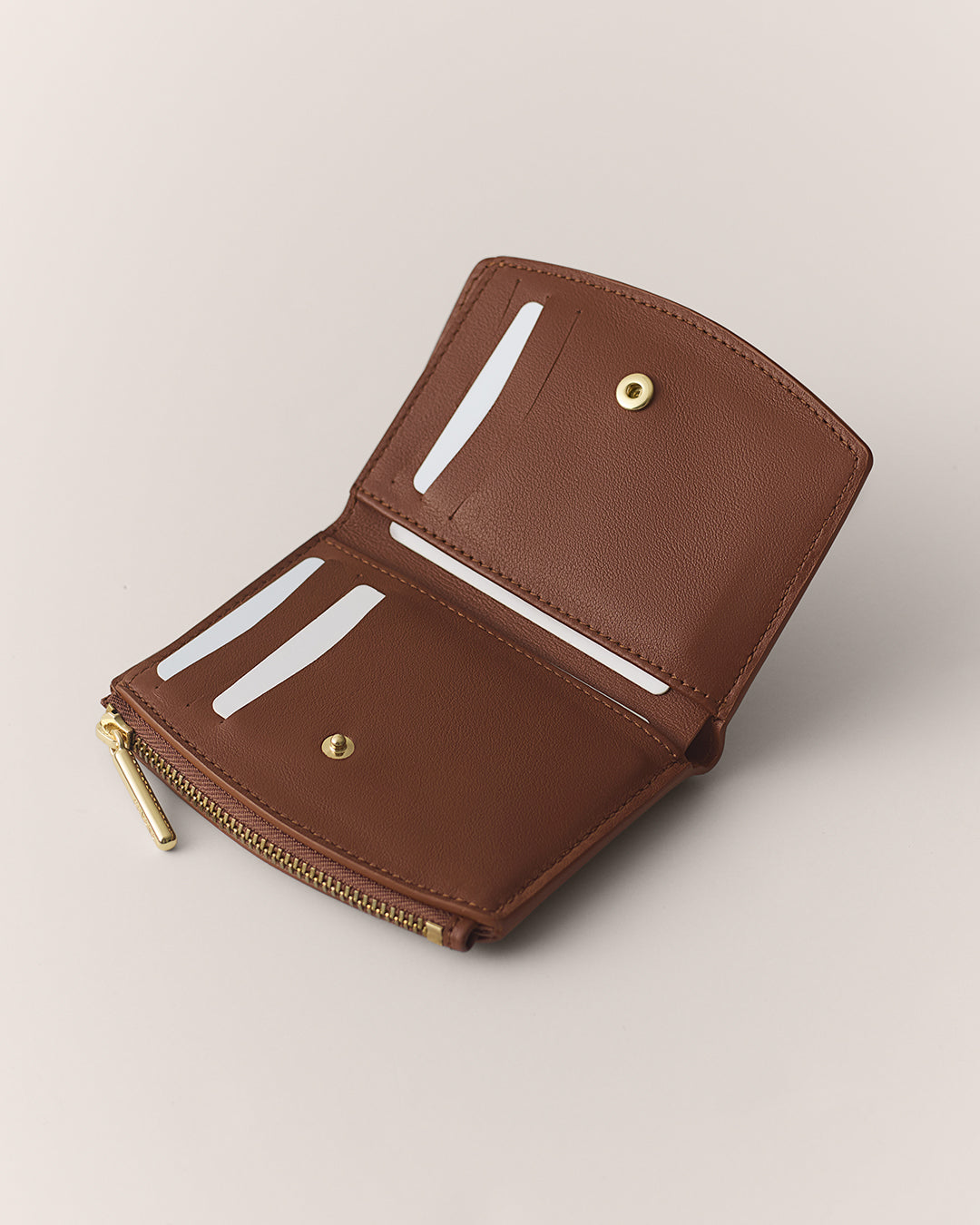 Dark Chestnut / One Size