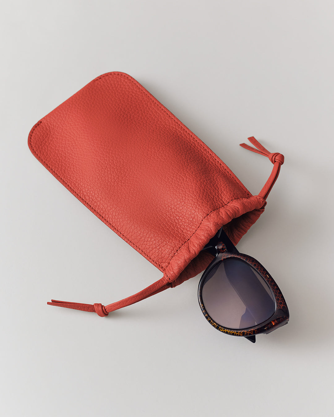 Dark Coral / One Size