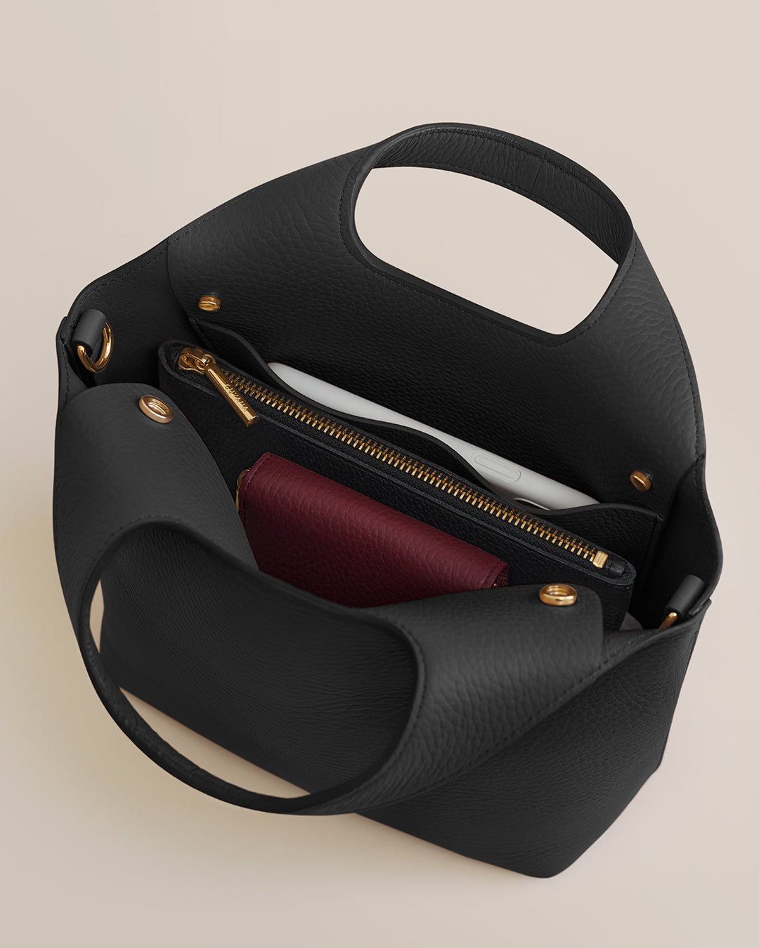 Black / One Size