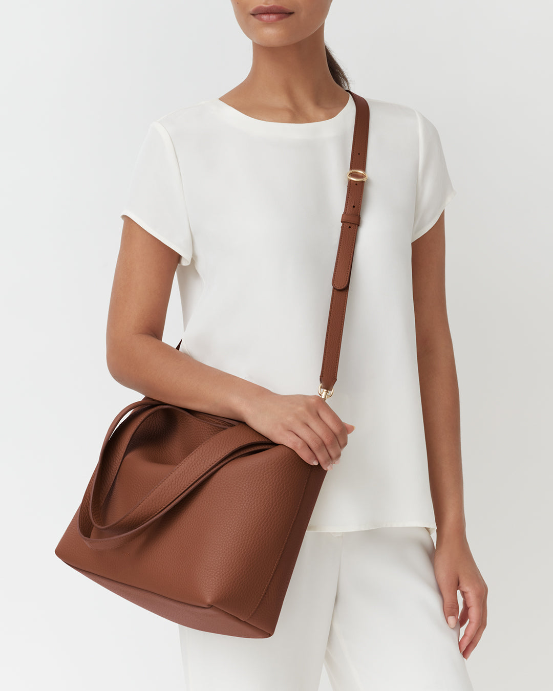 Dark Chestnut / One Size