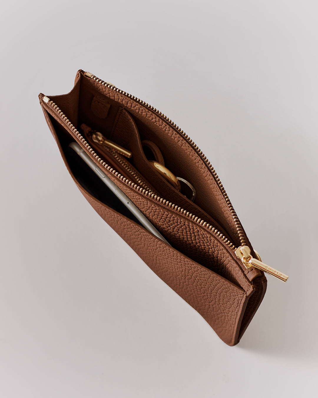 Dark Chestnut / One Size