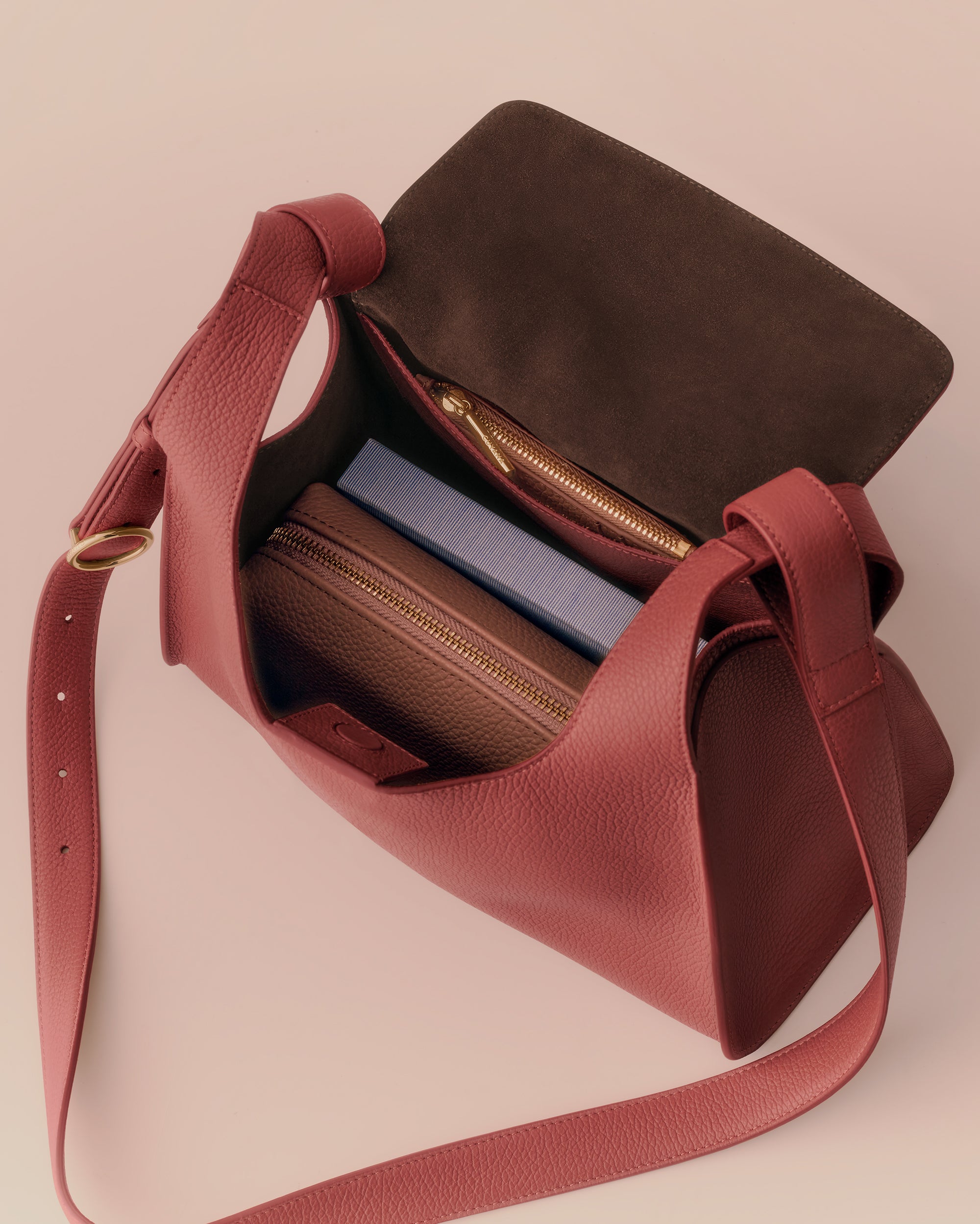 Dark Terracotta / One Size
