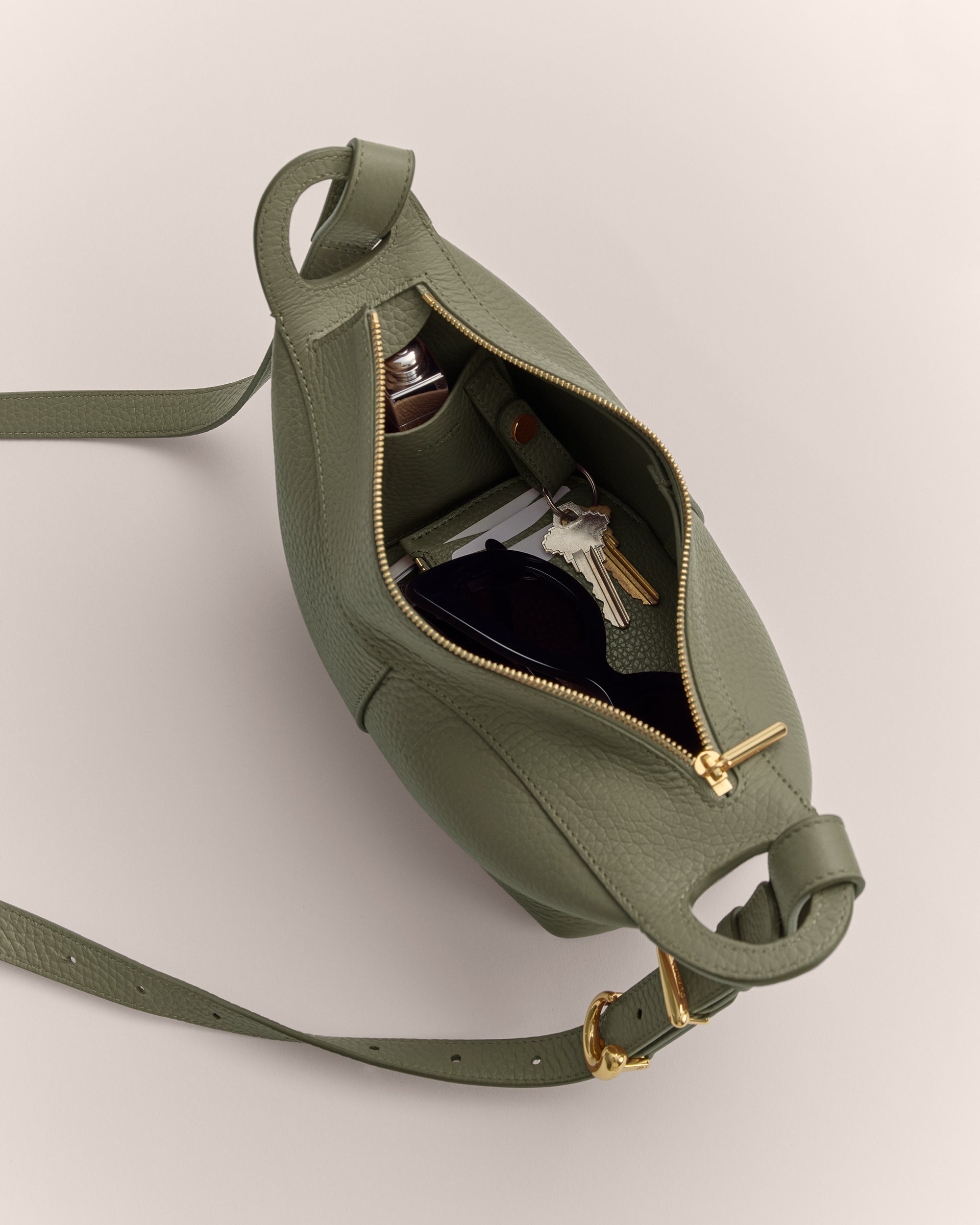 Olive / One Size