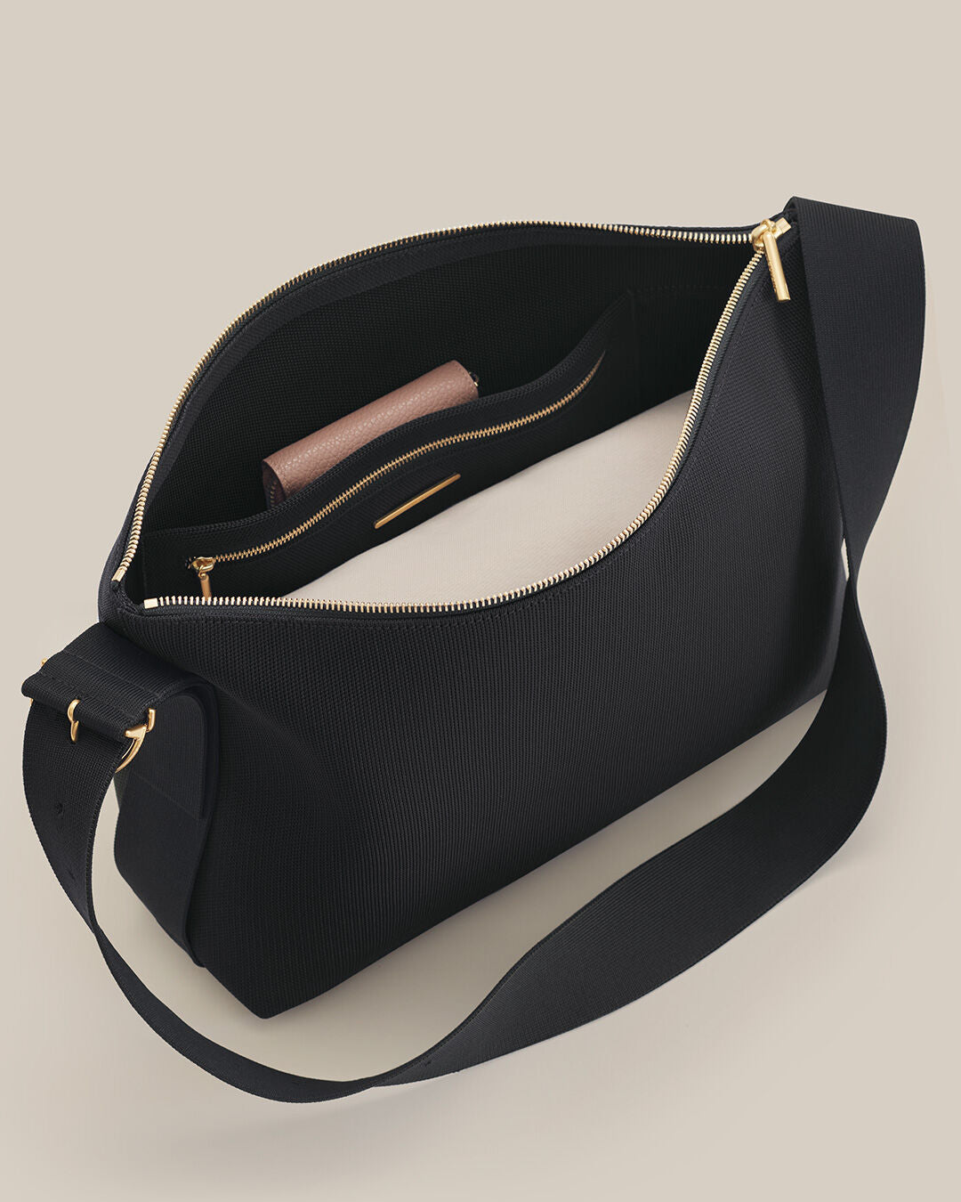 Black / One Size